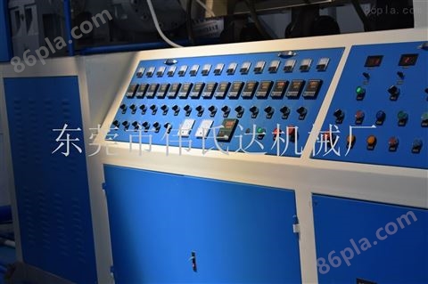 东莞塑料板材设备厂家供应pp片材机、拉板机