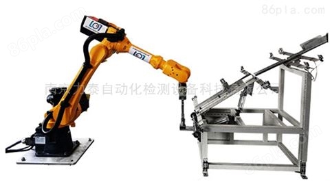 力泰锻造工业机器人  提高生产线与产品质量