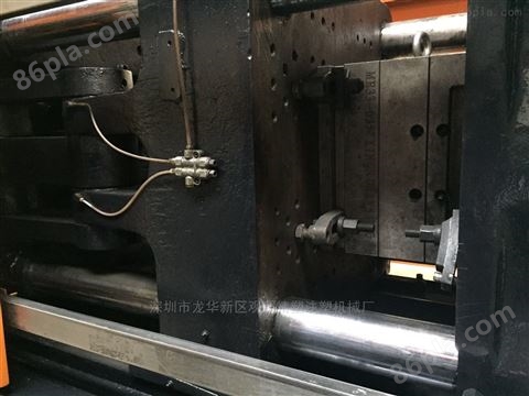 出售9成新二手注塑机震雄JM218-Ai 变量泵
